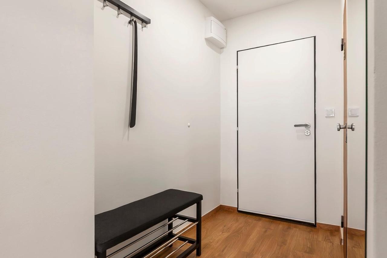 Popular Location / Street View / 4 Ppl / Netflix Apartman Prága Kültér fotó